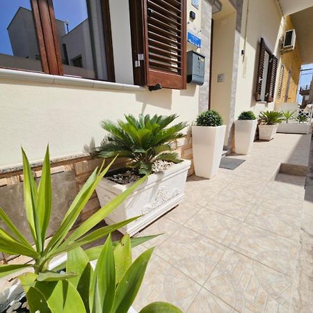Perla Del Sud - Guest House LMP Dış mekan fotoğraf